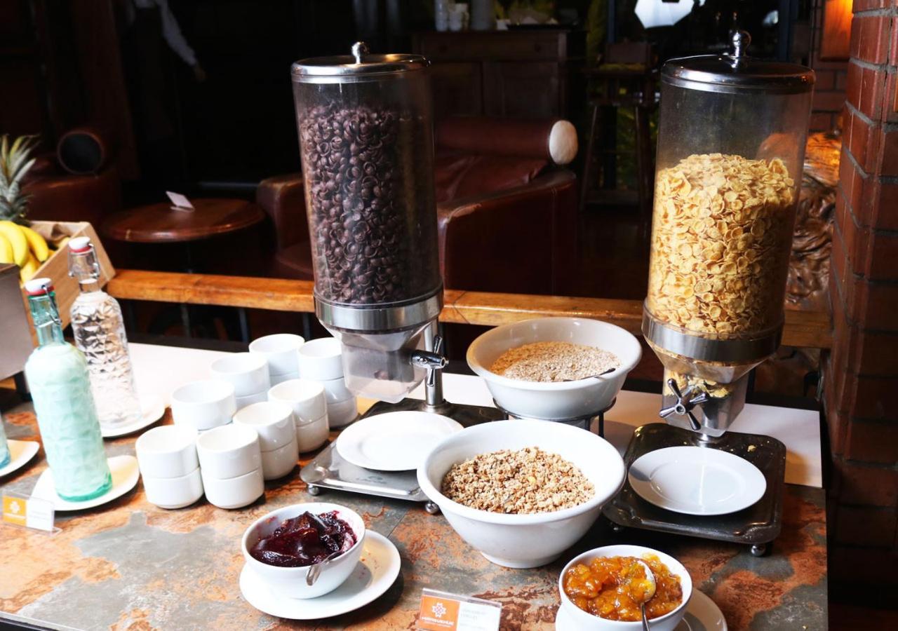 Hotel Y Centro De Eventos Manquehue Las Condes 산티아고 외부 사진