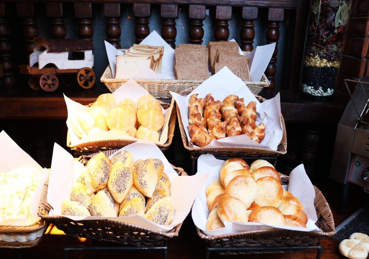 Hotel Y Centro De Eventos Manquehue Las Condes 산티아고 외부 사진