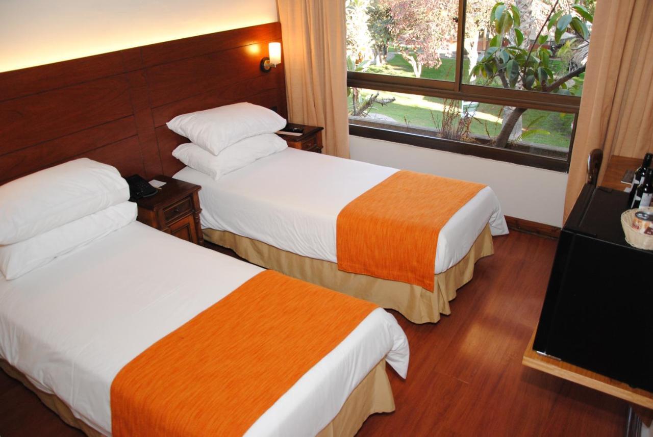 Hotel Y Centro De Eventos Manquehue Las Condes 산티아고 외부 사진